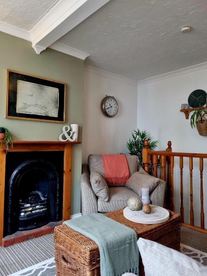 2 Bedroom House Within Walking Distance Of Town Cowes  Luaran gambar